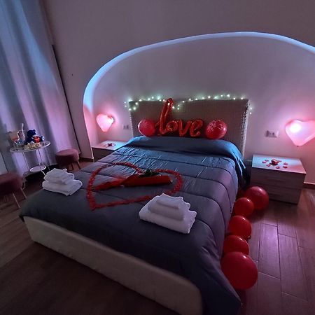 Affittacamere Silvagni カゼルタ エクステリア 写真
